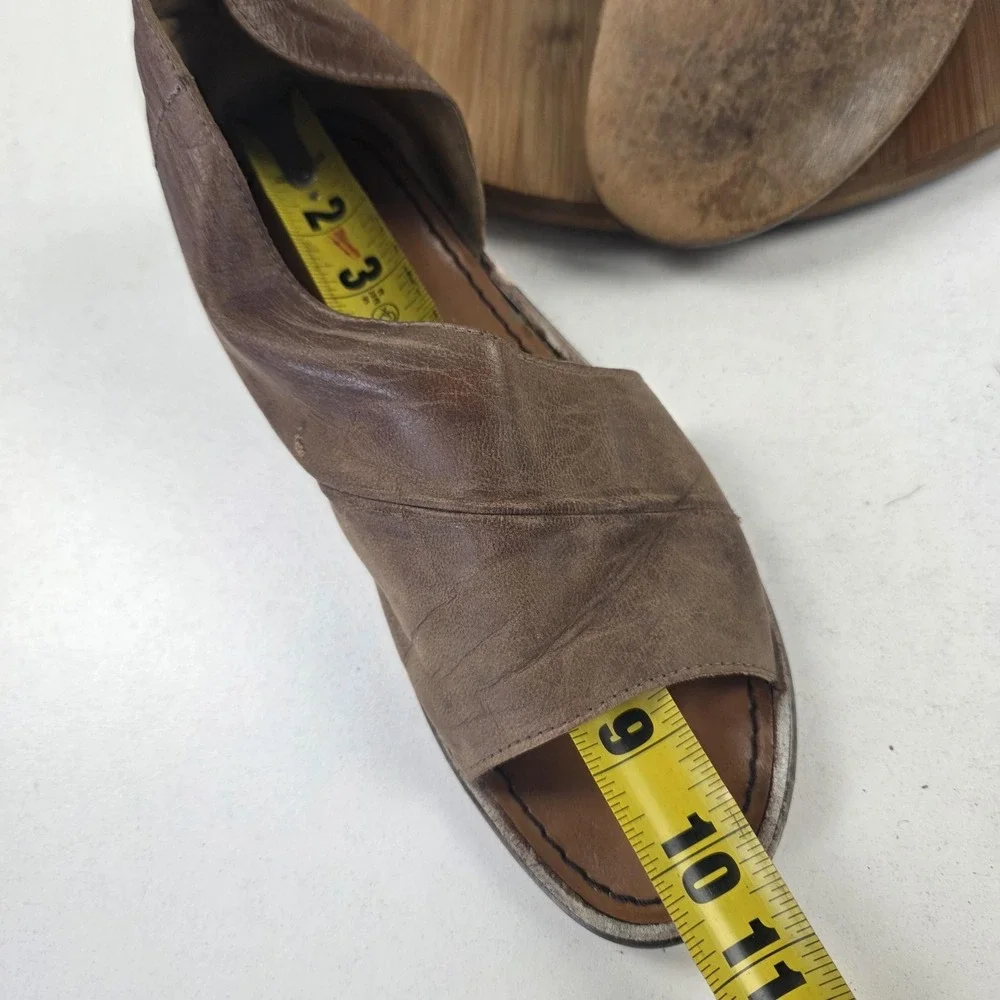 Free People Sandals Womens Size 9 Brown Leather Slip On Open Toe Low Block Heel